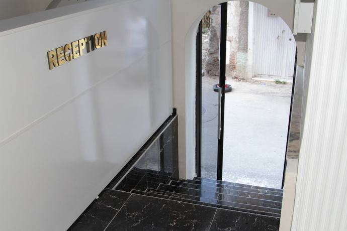 Imagen de los interiores del Life Hotel. Foto 19