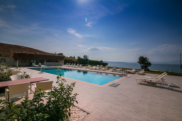 Imagen de la piscina del Life Point Boutique Hotel. Foto 19