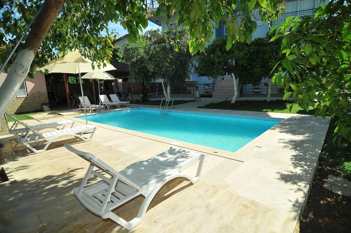 Imagen de la piscina del Likya Apart Otel. Foto 18