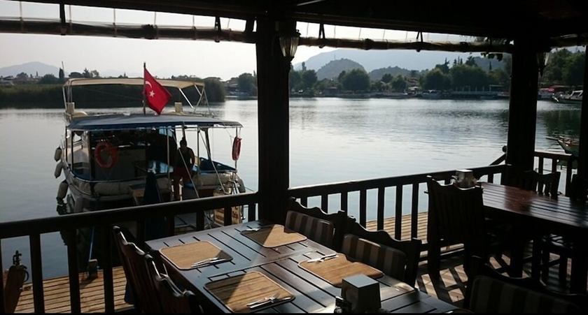 Imagen del bar/restaurante del Likya Pansiyon. Foto 4