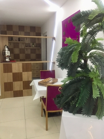 Imagen de los interiores del Lily Airport Otel. Foto 16
