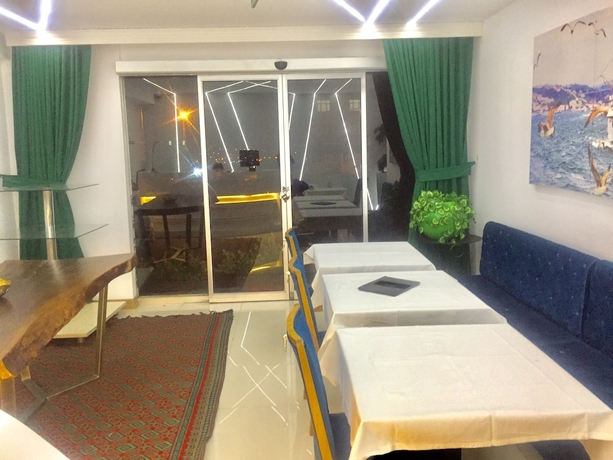Imagen de los interiores del Lily Airport Otel. Foto 18