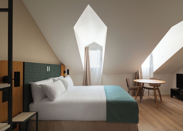 Imagen de la habitación del Limehome Versailles Rue du Bailliage. Foto 2