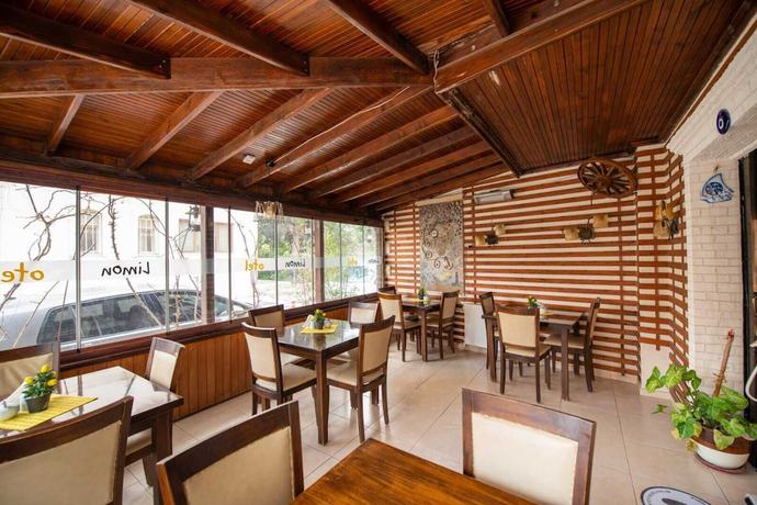 Imagen de los interiores del Limon Otel. Foto 17