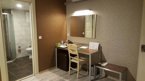 Imagen de la habitación del Lina Suite Hotel. Foto 6