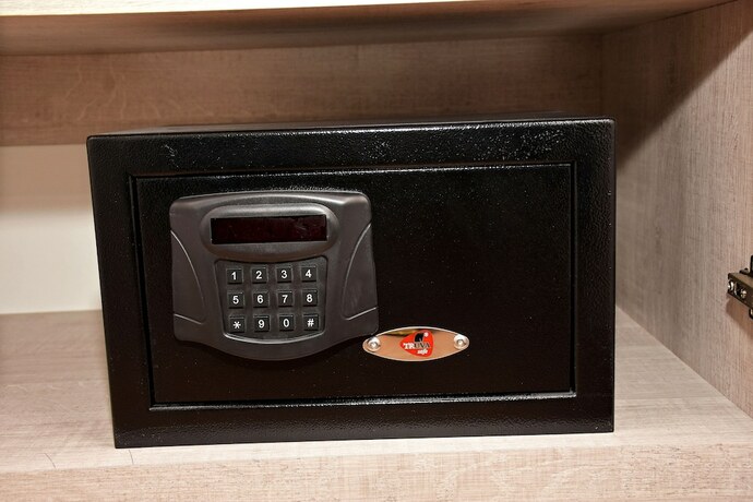 Imagen de la habitación del Linda Port Hotel. Foto 14