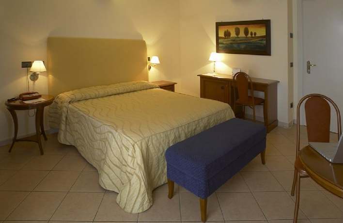 Imagen de la habitación del Lion\'s Hotel. Foto 5