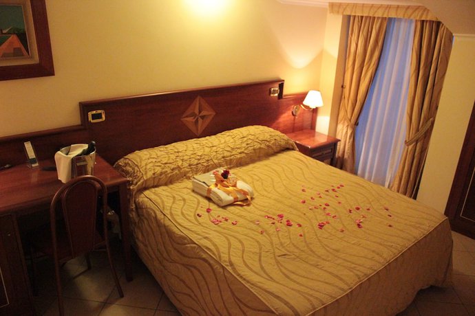 Imagen de la habitación del Lion\'s Hotel. Foto 14