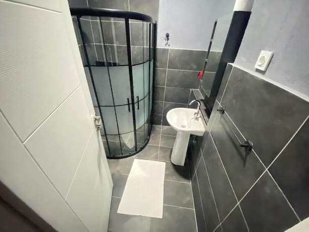 Imagen de la habitación del Lions Suit Hotel. Foto 2