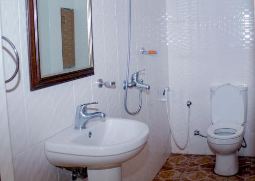 Imagen de la habitación del Lipilima Tower. Foto 4