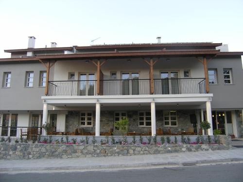 Imagen general del Livadia Hotel Kyperounta. Foto 3