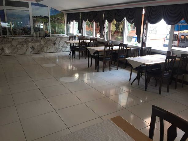 Imagen del bar/restaurante del Livane Sun Otel. Foto 2