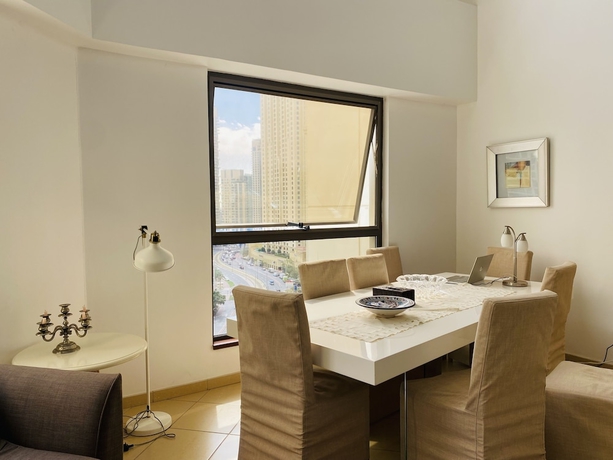 Imagen de la habitación del Living Room JBR. Foto 13