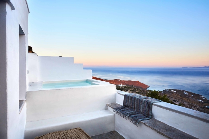 Imagen general del Living Theros Luxury Suites. Foto 1