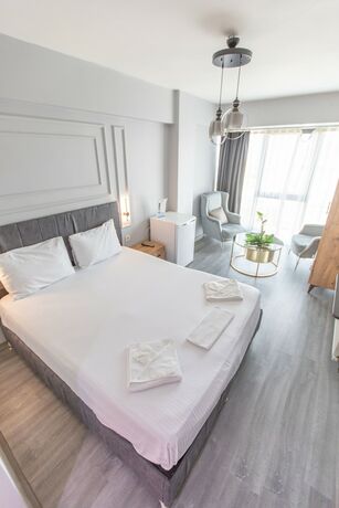 Imagen general del Liza Suit Hotel. Foto 4