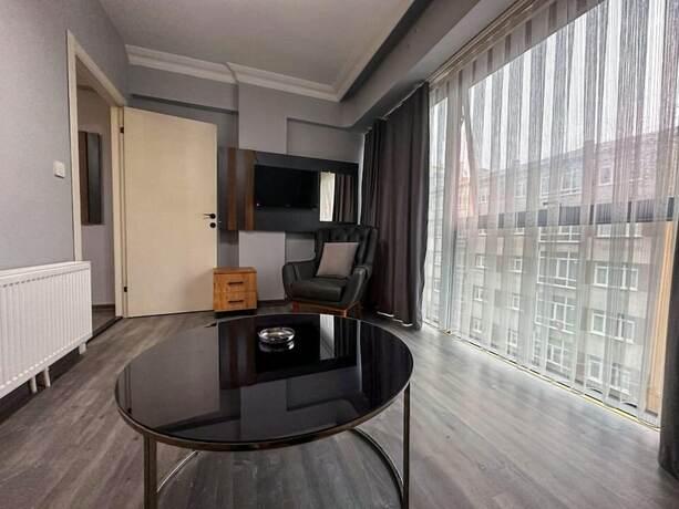 Imagen de la habitación del Liza Suit Hotel. Foto 13