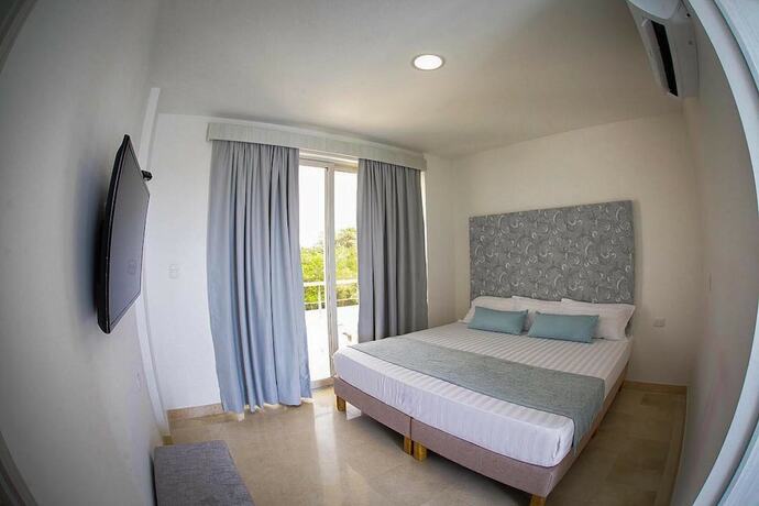 Imagen de la habitación del Loa Hotel. Foto 19