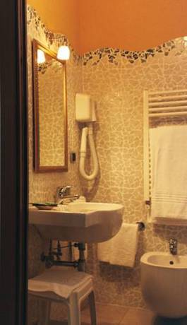 Imagen de la habitación del Locanda Alfieri. Foto 4
