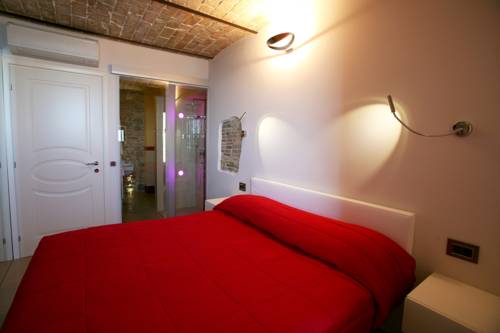 Imagen de la habitación del Locanda Alfieri. Foto 12