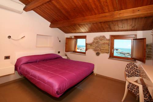 Imagen de la habitación del Locanda Alfieri. Foto 15