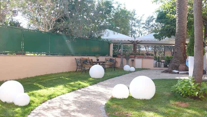 Imagen de los exteriores del Locanda Delle Corse. Foto 9