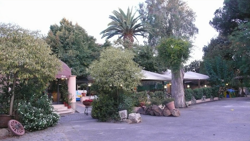 Imagen de los exteriores del Locanda Delle Corse. Foto 11