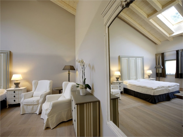 Imagen de la habitación del Locanda In Borgo Garn&igrave; & Wellness. Foto 7