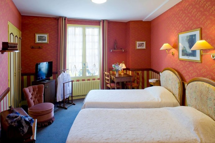 Imagen de la habitación del Logis Au Relais Du Porhoet. Foto 11