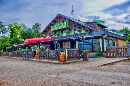 Imagen de la habitación del Logis Chalet Du Mont Roland. Foto 2
