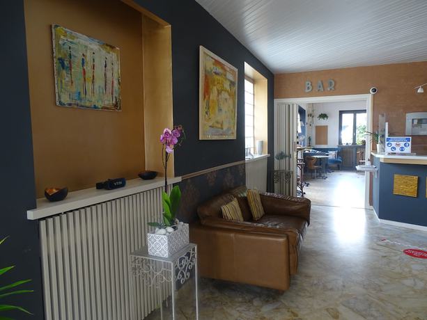 Imagen de los interiores del Logis H&ocirc;tel AMBROISE. Foto 18