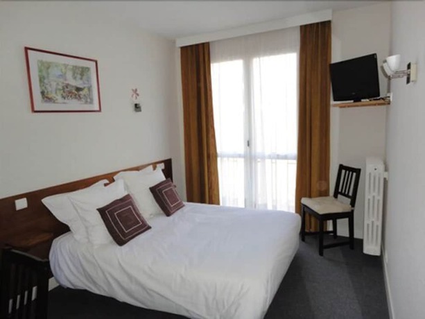 Imagen de la habitación del Logis H&ocirc;tel AMBROISE. Foto 5