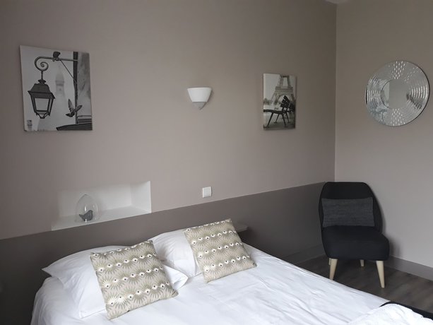 Imagen de la habitación del Logis H&ocirc;tel AMBROISE. Foto 7