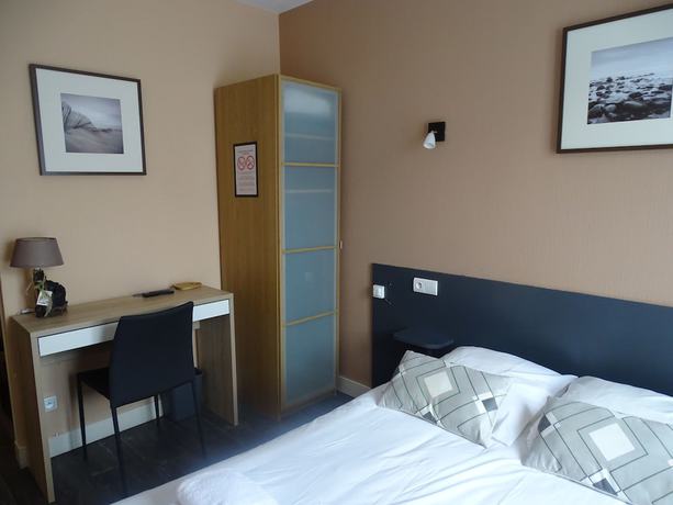 Imagen de la habitación del Logis H&ocirc;tel AMBROISE. Foto 16