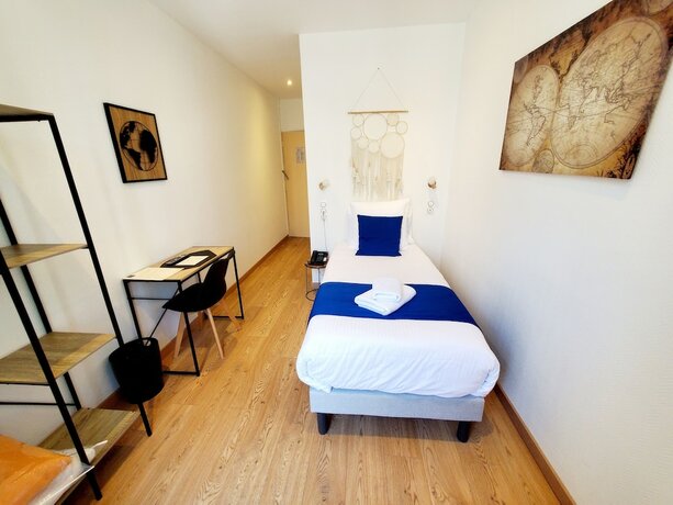 Imagen de la habitación del Logis H&ocirc;tel Belle Etoile Vichy. Foto 19