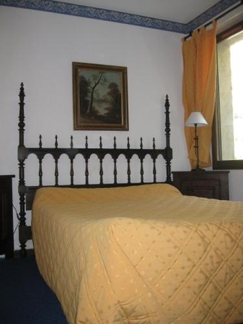 Imagen general del Logis H&ocirc;tel Le Vieil Amandier. Foto 6