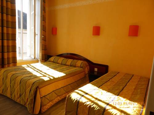 Imagen de la habitación del Logis H&ocirc;tel Restaurant La T&ecirc;te Noire. Foto 5