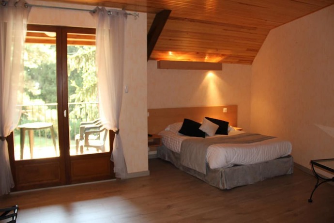 Imagen de la habitación del Logis Hôtel la Méridienne. Foto 15
