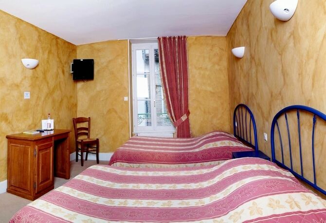 Imagen de la habitación del Logis de L\'Europe. Foto 19