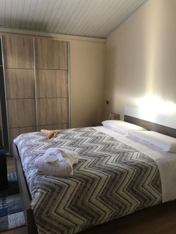 Imagen de la habitación del Lonatino. Foto 8
