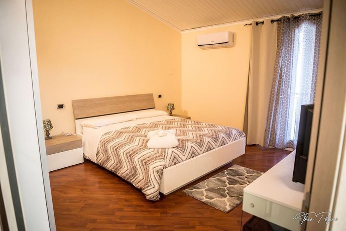 Imagen de la habitación del Lonatino. Foto 18