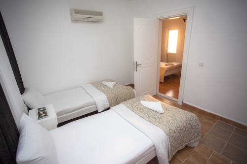 Imagen de la habitación del London Hotel, FETHIYE. Foto 5
