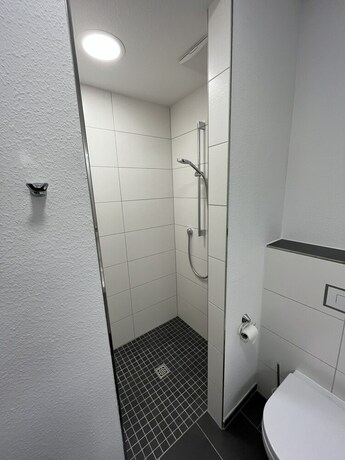 Imagen de la habitación del Longhouse Aparthotel. Foto 17