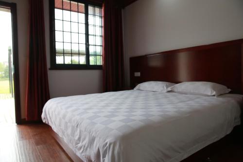 Imagen general del Longling Mountain Villa. Foto 2