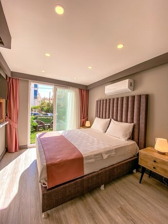 Imagen de la habitación del L\'opera Deluxe Hotel. Foto 15