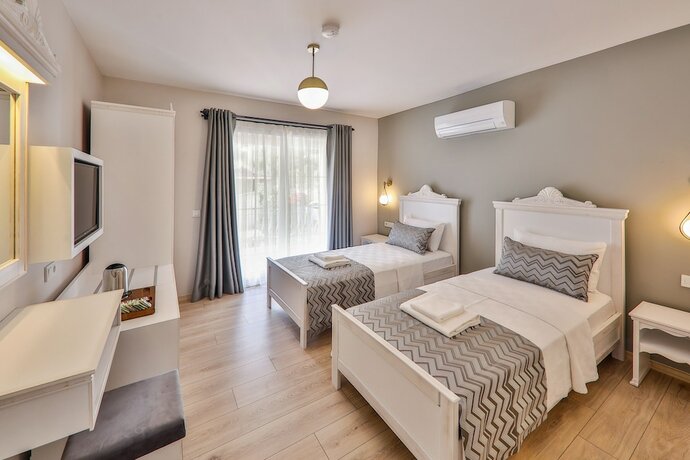 Imagen de la habitación del Lora Kas Otel. Foto 19