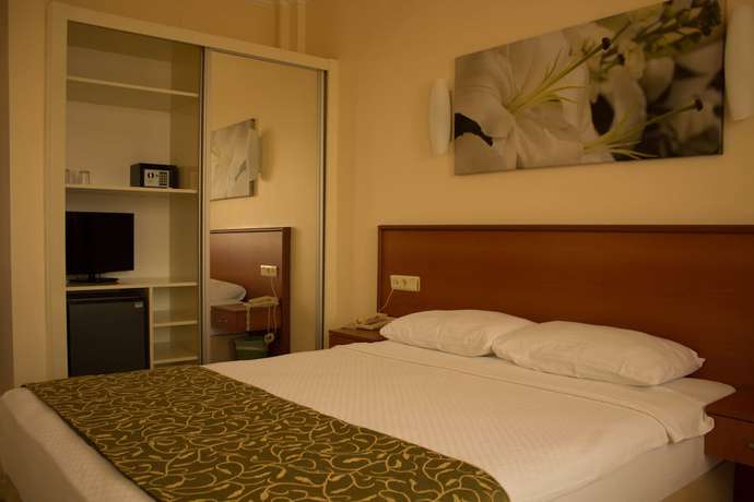 Imagen de la habitación del Lord Hotel. Foto 14