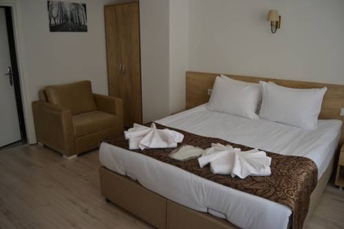 Imagen de la habitación del Loren Hotel&suites. Foto 1