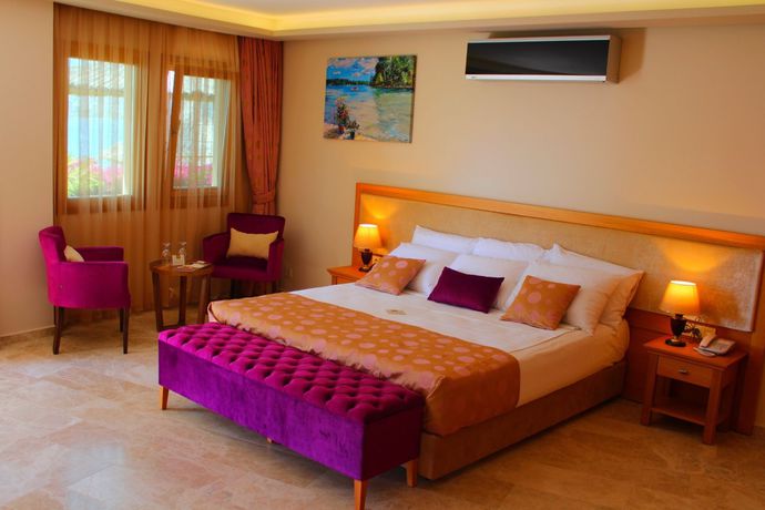 Imagen de los exteriores del Loryma Luxury Boutique Hotel. Foto 12