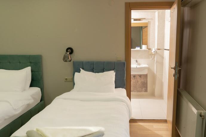 Imagen de la habitación del Loss Hotel. Foto 12