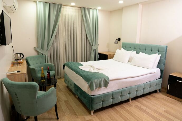 Imagen de la habitación del Loss Hotel. Foto 14